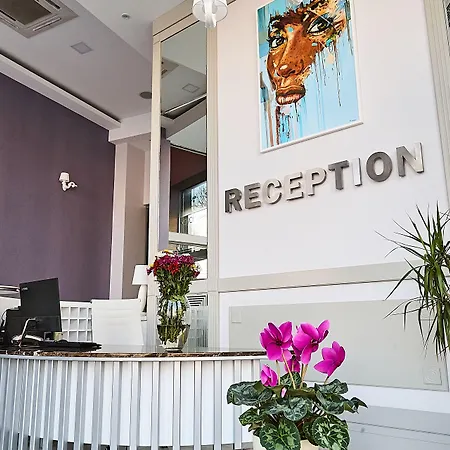 Lion Hotel 3*