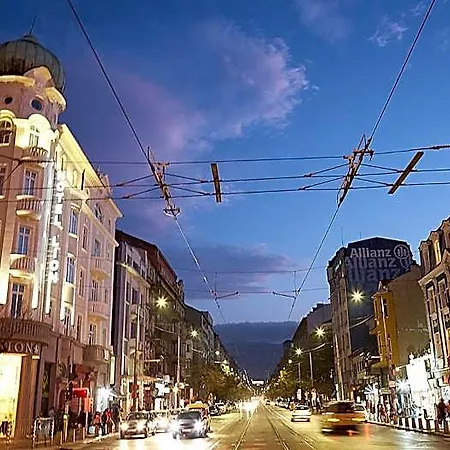 Hotel Lion 3*