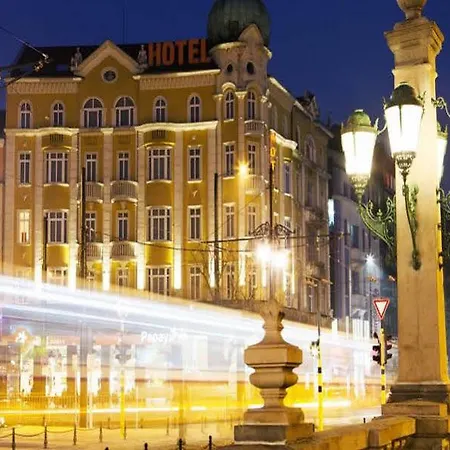 ليون فندق 3*