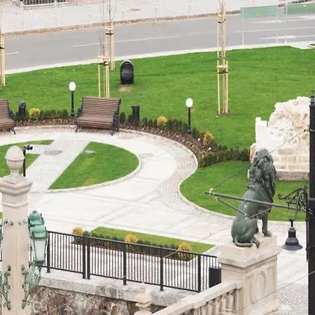 Hotel Lion 3*