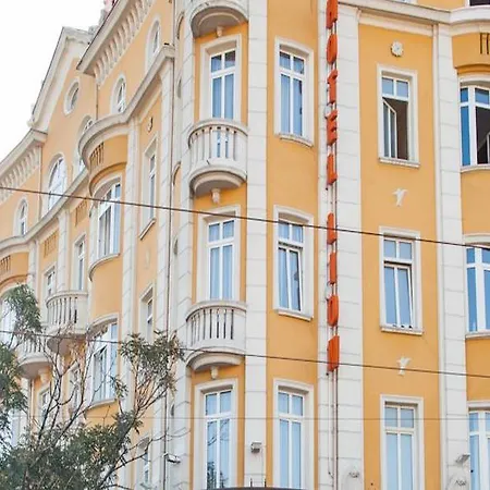 Szálloda Lion